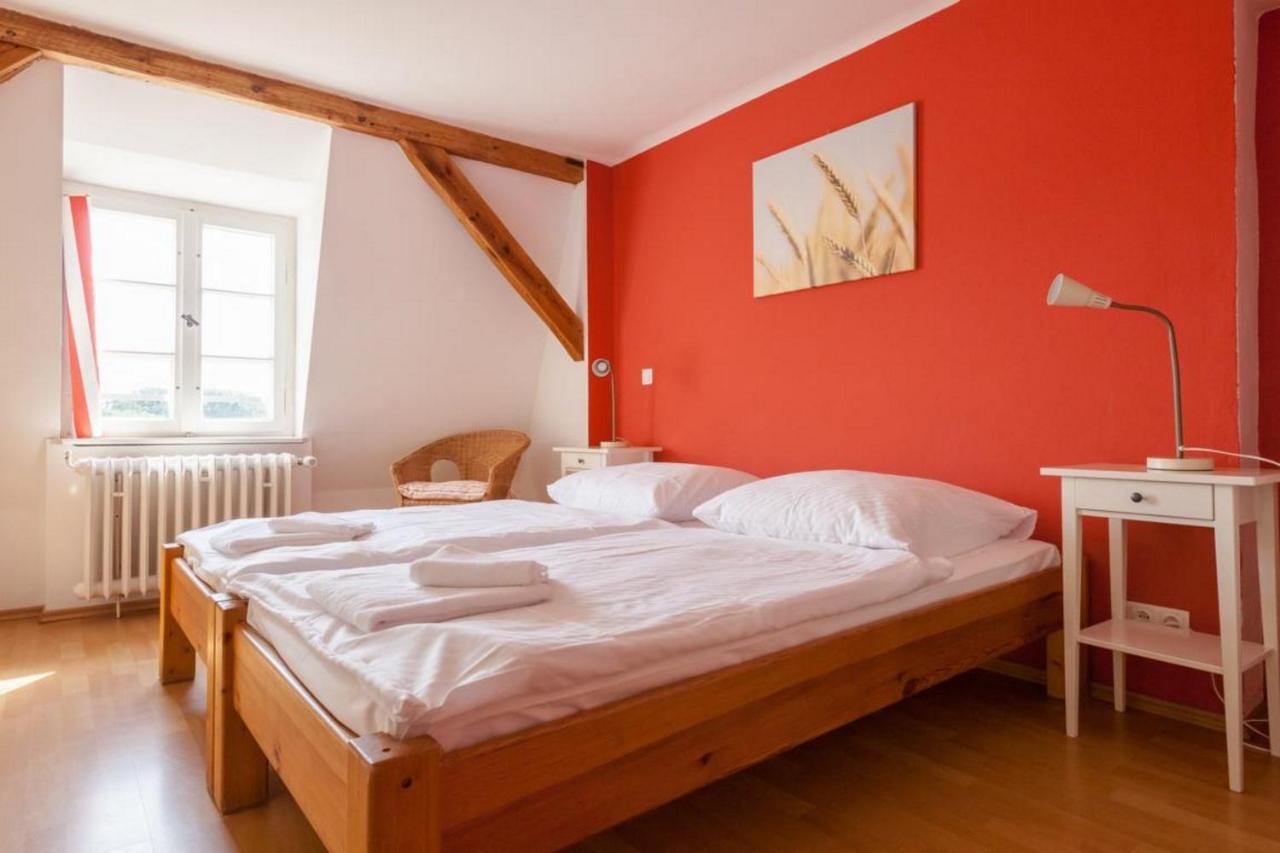 Familien- Und Freizeithotel Gutshaus Petkus Екстериор снимка